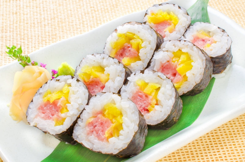 送料無料 ネギトロ ねぎとろ 本マグロ入り王様のネギトロ 100g×3パック 合計 300g 原料に本マグロを30%配合し、まぐろたたき風に仕上げました ネギトロ丼 本まぐろ メバチマグロ まぐろ マグロ 鮪 刺身 寿司 業務用 豊洲市場 豊洲市場 ギフト
