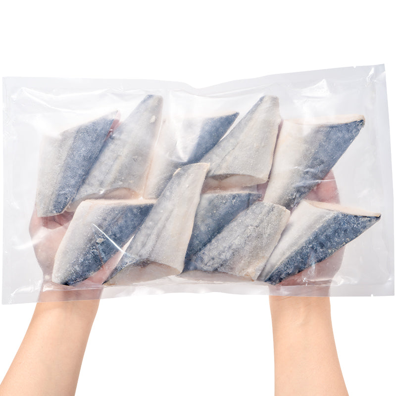 骨取りさば 切り身 サバ 鯖 10枚入り×1パック 合計600g前後 無塩 無添加 大サイズ 骨なし 骨無し 骨抜き 正規品 冷凍 魚 焼き魚 焼きサバ 塩焼き 味噌煮 竜田揚げ 酒の肴 お弁当 おかず 冷凍 業務用 加熱用 豊洲市場 ギフト