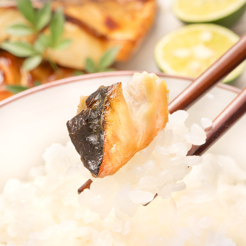 骨取りさば 切り身 サバ 鯖 10枚入り×1パック 合計600g前後 無塩 無添加 大サイズ 骨なし 骨無し 骨抜き 正規品 冷凍 魚 焼き魚 焼きサバ 塩焼き 味噌煮 竜田揚げ 酒の肴 お弁当 おかず 冷凍 業務用 加熱用 豊洲市場 ギフト