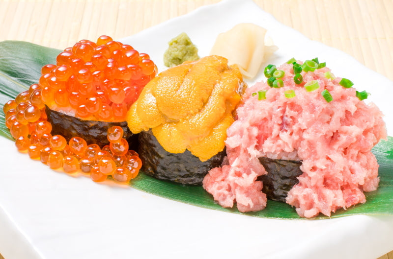 送料無料 ネギトロ ねぎとろ 本マグロ入り王様のネギトロ 100g×3パック 合計 300g 原料に本マグロを30%配合し、まぐろたたき風に仕上げました ネギトロ丼 本まぐろ メバチマグロ まぐろ マグロ 鮪 刺身 寿司 業務用 豊洲市場 豊洲市場 ギフト