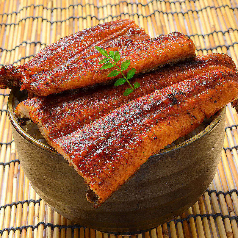 超特大 うなぎ蒲焼き 平均330g前後×4尾 中国産うなぎ タレ付き 一般的には手に入らない最大級のボリューム 柔らかうなぎを丁寧に焼き上げています【ウナギ蒲焼き 鰻蒲焼き 土用の丑 うなぎレシピ ギフト】