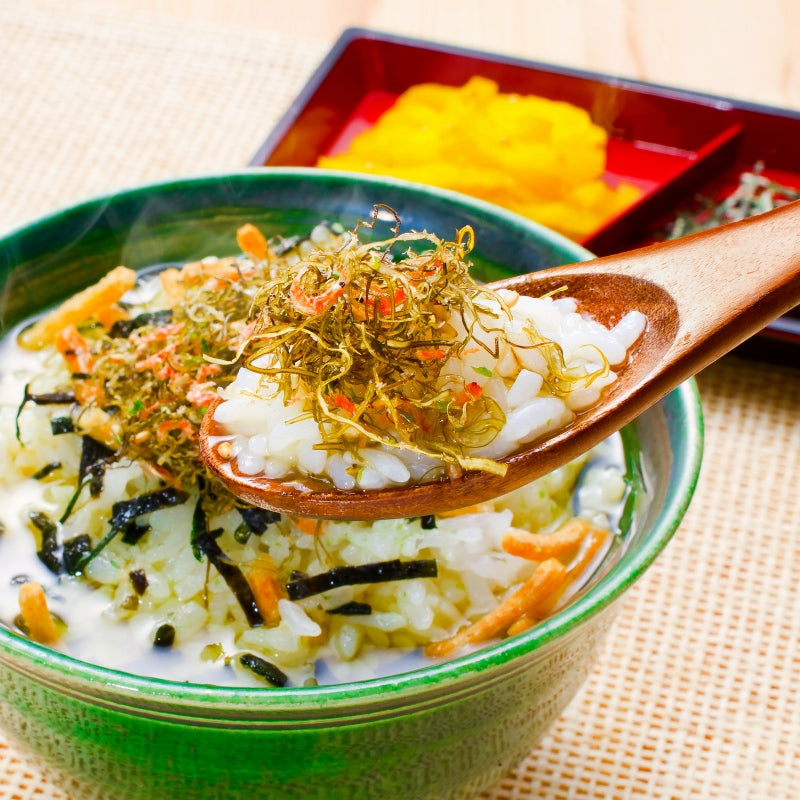 メール便 送料無料 あご昆布 高級ふりかけ 90g×3 ご飯のお供、おにぎりの具、おつまみに【あご削り昆布 あごふりかけ あごだし おとなのふりかけ 生ふりかけ ソフトふりかけ お弁当 朝食 おむすび 削り節 昆布 飛魚 トビウオ】【常温商品】