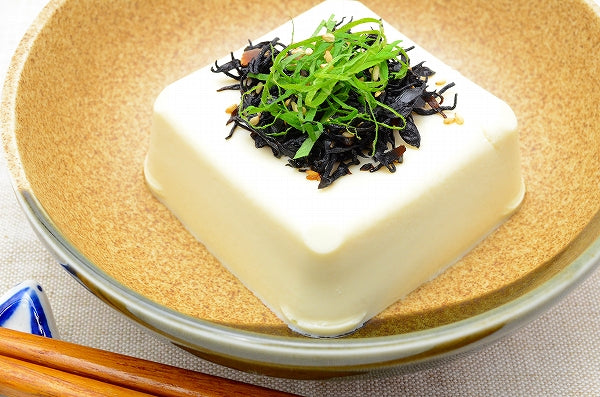 メール便 送料無料 カリカリ梅の実入り 味ひじき ひじき ふりかけ 100g ご飯のお供 おにぎりの具 お茶漬け おつまみ 生ふりかけ ソフトふりかけ ひじきごはん しそひじき【常温商品】