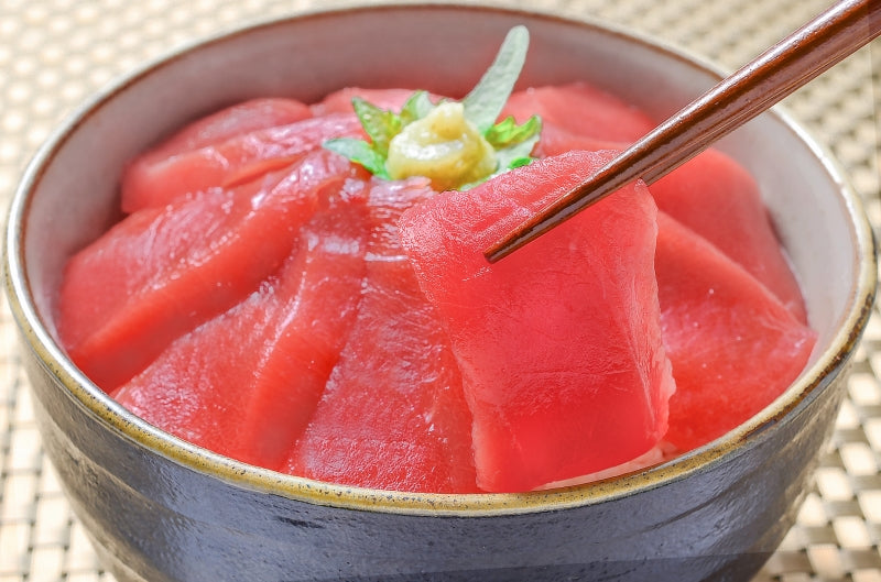 送料無料 南まぐろ ミナミマグロ 赤身 200g 1サク 正規品 舌に残る濃厚な甘み【南マグロ 南鮪 インドマグロ 鮪 まぐろ マグロ 刺身 寿司 冷凍 maguo ギフト】
