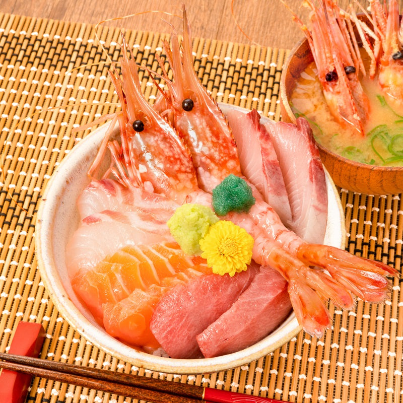 送料無料 ボタン海老 ぼたん海老 1kg 業務用 500g ×2パック お刺身用 希少な特大 Lサイズ。大きくトロけるボタン海老は甘みが違う。 箱入りで豪華ギフトにも最適【ぼたんえび ぼたんエビ ボタンエビ ボタンえび バーベキュー ギフト】