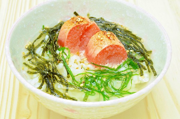 訳あり かねふく 明太子 140g 切れ子 切れ子ですが、かねふくの味 化粧箱入り【明太子 めんたいこ 辛子明太子 辛子めんたいこ 黒箱 訳アリ わけあり ワケアリ ギフト】
