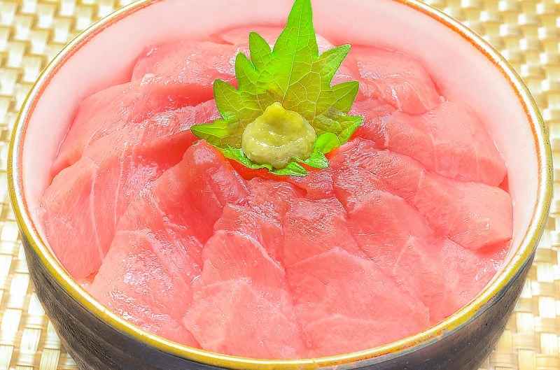 送料無料 訳あり 南まぐろ ミナミマグロ 中トロ 切り落とし 200g 人気1番は中とろ ふわっとトロける極上バランス 【南マグロ 南鮪 インドマグロ 鮪 まぐろ マグロ 刺身 寿司 冷凍 ギフト】