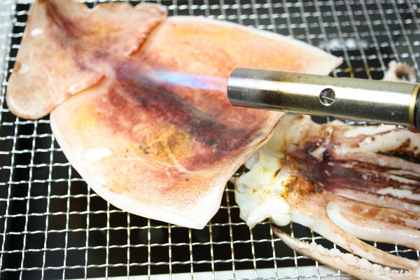 いか イカ イカ焼き 本当にデカイ!特大いか一夜干し 1枚 1袋 甘塩手造りの特選クラス 驚きの大きさと身の厚さでとても柔らか 北海道産 するめいか するめいか開き イカ一夜干し 烏賊 干物 珍味 豊洲市場 ギフト