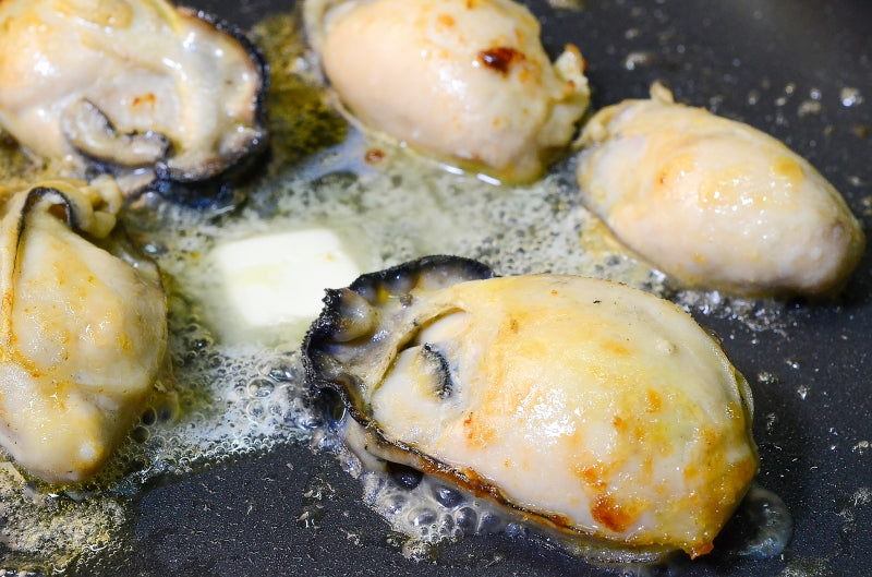広島産 カキ 牡蠣 1kg 大粒 牡蠣むき身 2Lサイズ 殻剥き不要&小さくなりにくい加熱用で濃厚な風味! 【冷凍 生牡蠣 かき 牡蛎 牡蠣鍋 カキフライ 牡蠣フライ ギフト】
