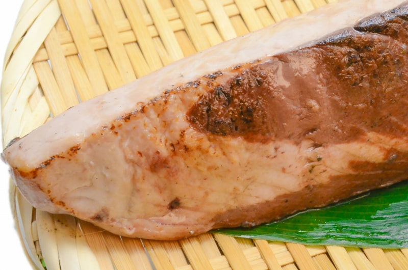送料無料 かつおのたたき 250〜300g前後×1サク 香ばしい炭火焼の鰹たたき!お刺身用の超新鮮なカツオをたたきに【カツオたたき かつおたたき 鰹たたき 鰹のタタキ 塩かつお トロかつお トロカツオ 初がつお 戻りがつお 寿司 ギフト】