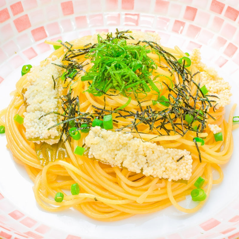 訳あり 子持ち昆布 切り落とし 味付け両面子持ち昆布 500g×2パック 合計1kg 上品な白醤油味でさっぱりとした高級感。塩抜き不要!【子持昆布 天然子持ち昆布 数の子 こんぶ 串揚げ フライ 珍味 おせち料理 寿司ネタ ギフト】 (コピー)