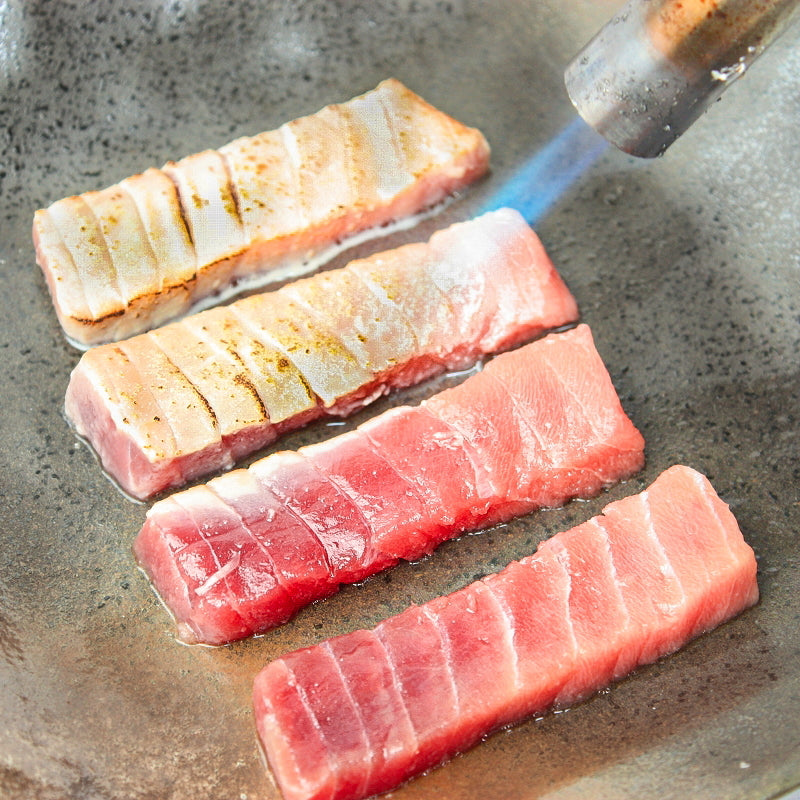 本マグロ 本まぐろ 大トロ 1kg 正規品 大トロはまさに王様の味 【本鮪 鮪 まぐろ マグロ クロマグロ 刺身 寿司 海鮮丼 冷凍 maguo ギフト】