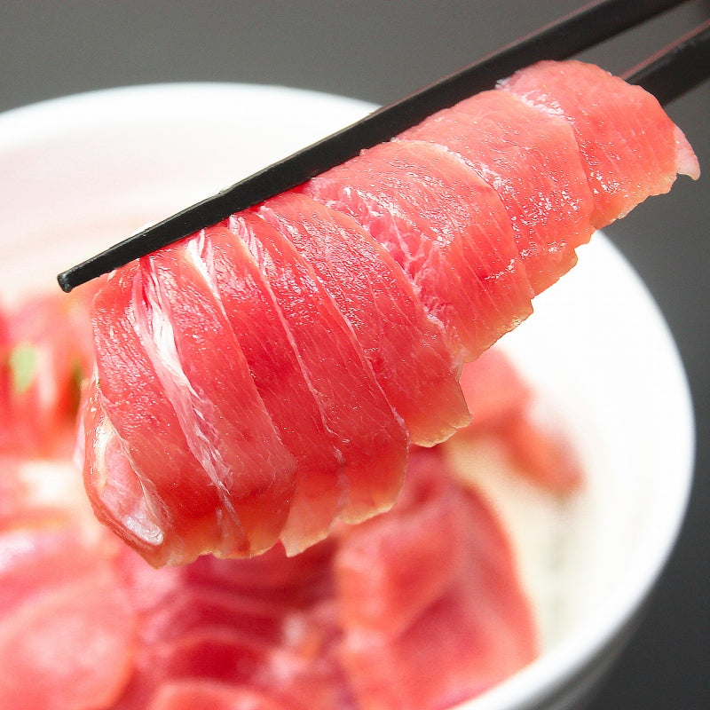 送料無料 訳あり マグロ メバチマグロ 上 1kg 切り落とし 詰め合わせ!業界最安値に挑戦【冷凍 刺身 訳アリ わけあり ワケアリ まぐろ マグロ 鮪 めばちまぐろ まぐろ丼 まぐろ漬け 豊洲市場 海鮮丼 ギフト】