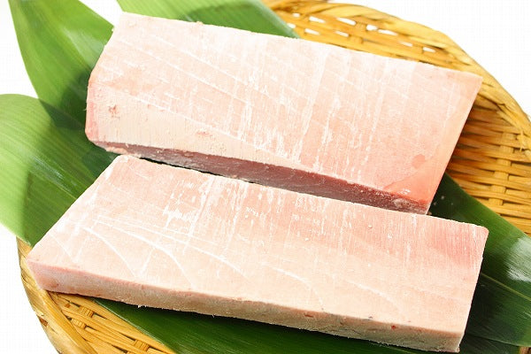 送料無料 メバチまぐろ中トロ 上 2kg とろける美味いしさで人気ダントツ1番は中トロ 【鮪 まぐろ マグロ メバチまぐろ めばちまぐろ 目鉢まぐろ 中トロ 豊洲 ギフト】