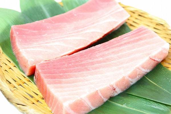 送料無料 メバチまぐろ中トロ 上 2kg とろける美味いしさで人気ダントツ1番は中トロ 【鮪 まぐろ マグロ メバチまぐろ めばちまぐろ 目鉢まぐろ 中トロ 豊洲 ギフト】