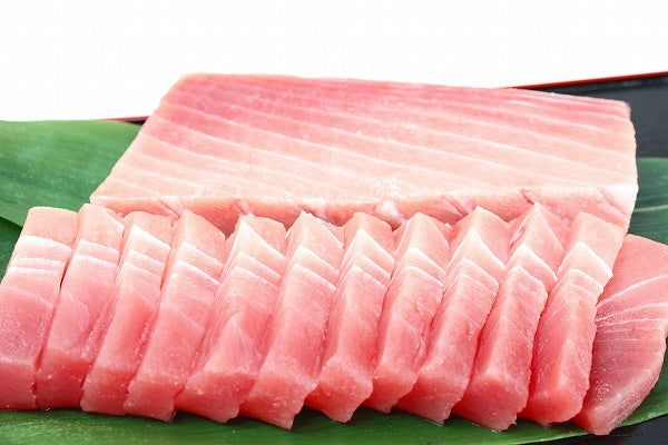送料無料 メバチマグロ 中トロ 上 1kg 築地の王様ブランドまぐろ とろける美味いしさで人気ダントツ1番は中トロ!【鮪 まぐろ マグロ メバチマグロ めばちまぐろ 目鉢まぐろ 中トロ 豊洲市場 ギフト】