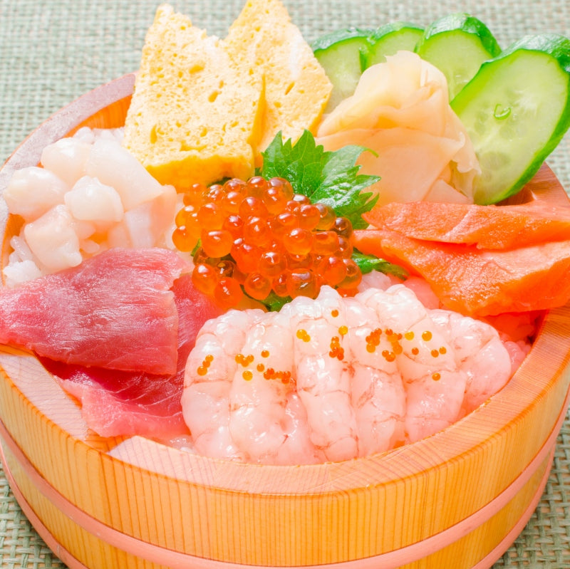 送料無料 甘海老 50尾 殻むき甘海老 寿司ネタ用の尾付き甘海老 殻むき済みなので、解凍して寿司しゃりにのせるだけで甘海老お寿司が完成【甘海老 あまエビ 甘えび 甘エビ あまえび アマエビ むきえび ムキエビ 業務用】