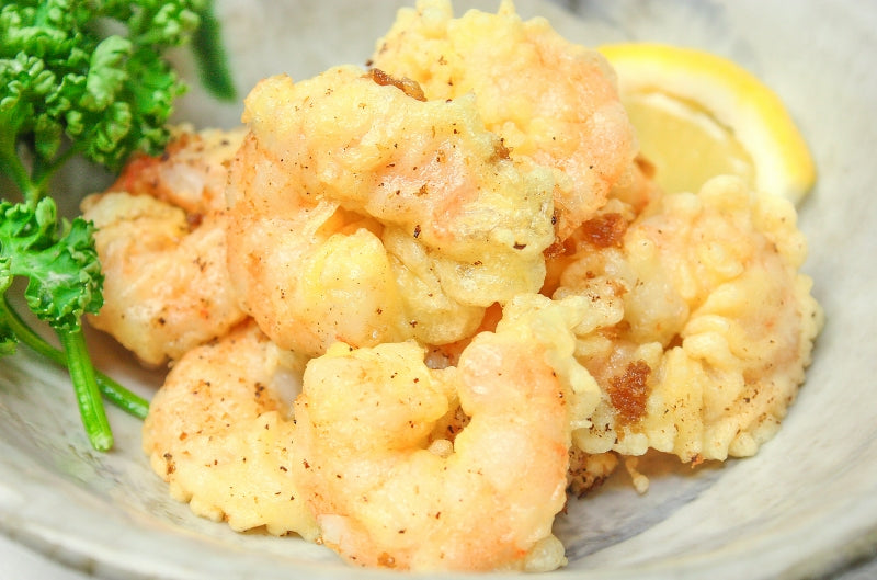 送料無料 むきえび 高級生むき海老 バナメイエビ 900g 鮮度抜群のプリプリ海老をメガ盛り 【むきえび ムキエビ 海老 エビ えび バナメイ 豊洲市場 業務用 冷凍食品 エビフライ 海老フライ えび天 天むす 唐揚げ ギフト】