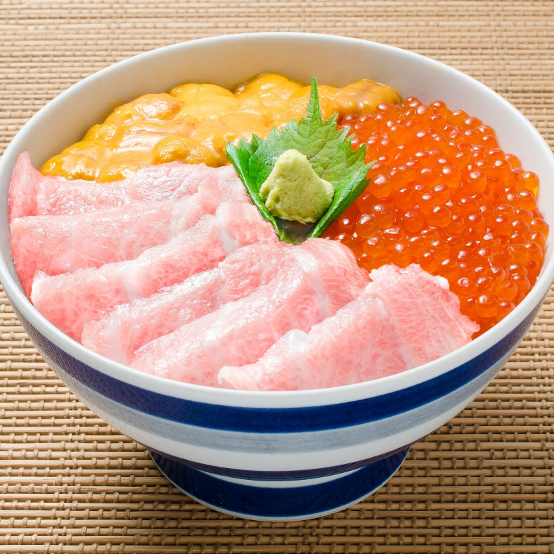 海鮮福袋 築地の海鮮丼セット 極み 約3~4人前 本マグロ大トロ特盛り200g&無添加生うに&北海道産イクラ。通が唸る本マグロを極める!ギフトに最適な人気3商品 本鮪 ギフト 海鮮福袋 詰め合わせ 寿司 刺身
