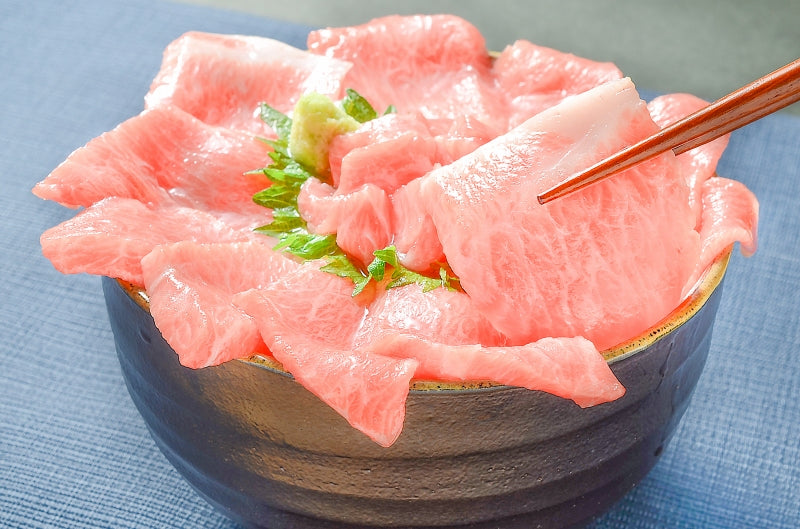 かにセット かにしゃぶ用 ズワイガニ ポーション5L 1kg 合計30本 & 本まぐろ 大トロ 200g セット【ズワイガニ ずわいがに かにしゃぶ かに カニ 蟹 豊洲 マグロ まぐろ 大トロ ギフト 贈答用 お歳暮】