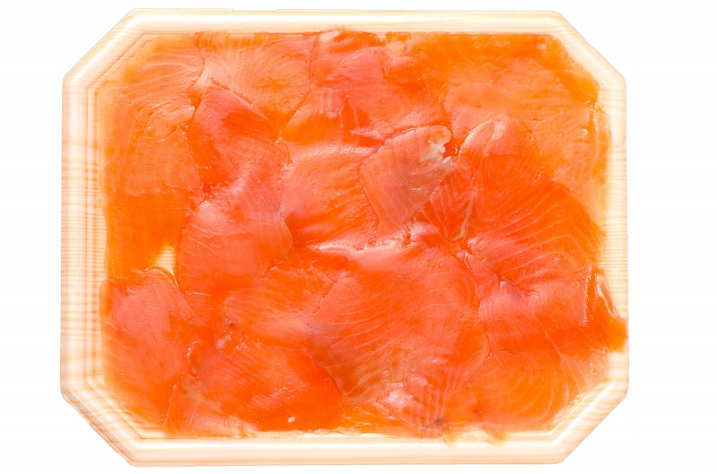 【送料無料】スモークワインサーモン白 100g 本格振塩製法!桜の香。国際線機内食エグゼクティブクラスでも採用!築地のスモークサーモンは鮮度抜群【サーモン スモーク 鮭 トロサーモン 刺身 オードブル サラダ 燻製 料理 ギフト】