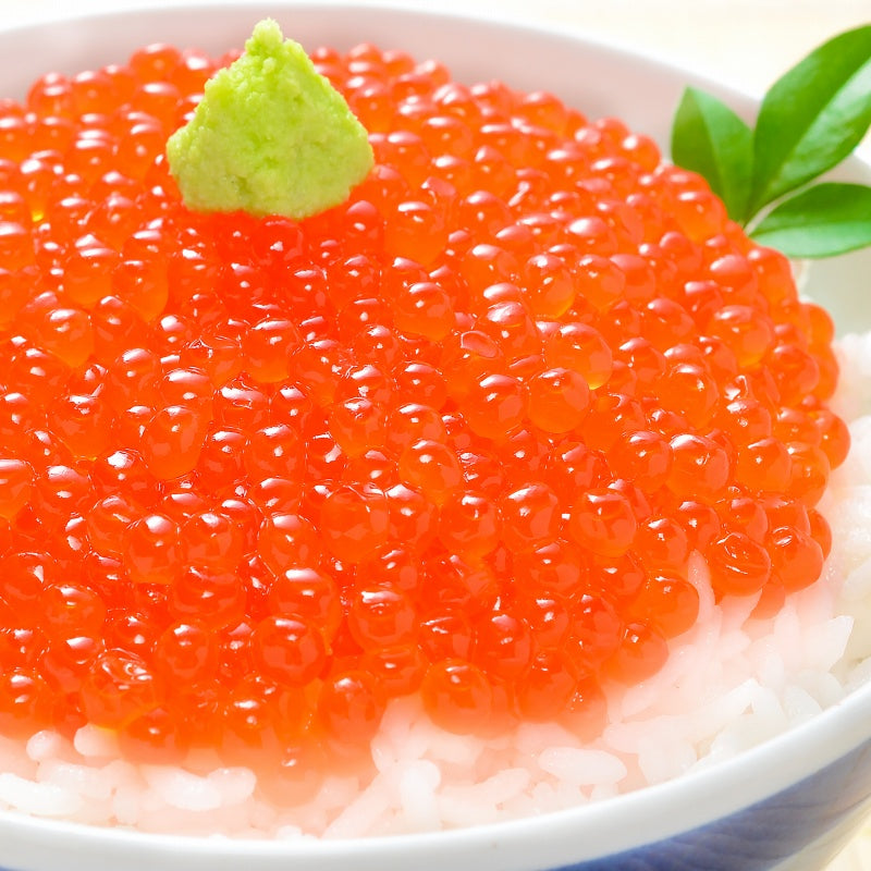 送料無料 塩イクラ 200g 小分けパック 厳選の国産3特グレードの本格塩イクラ!皮までトロける上物。ギフトに大人気! 【塩いくら いくら塩漬け いくら丼 イクラ丼 海鮮丼 北海道 三陸 サーモン 鮭 豊洲 寿司 料理 ギフト】