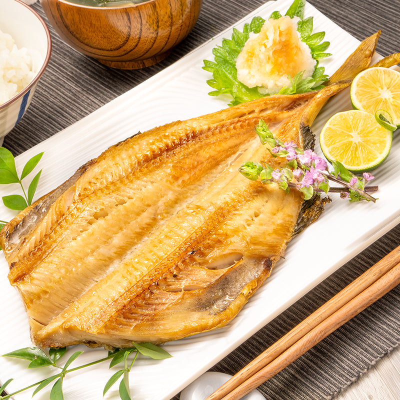 送料無料 ほっけ ホッケ 縞ほっけ 特大サイズ 1枚×2パック 塩焼き 焼魚 焼き魚 切り身 ほっけの開き 特大 肉厚 業務用 BBQ バーベキュー 豊洲市場 ギフト