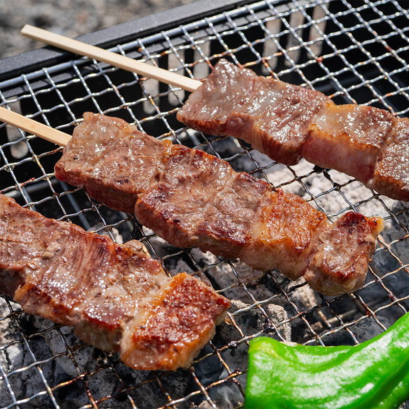 牛串 和牛串 国産 ジャンボ串 2.1kg 70g×30本 大サイズ 和牛 牛肉 肉串 串焼き ステーキ串 肉 冷凍 仕入れ BBQ バーベキュー お祭り 学園祭 屋台 鉄板焼き 業務用 大量発注 築地 豊洲市場 ギフト