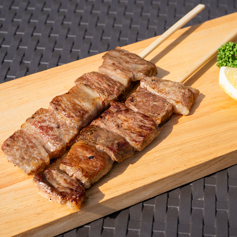 牛串 和牛串 国産 ジャンボ串 2.1kg 70g×30本 大サイズ 和牛 牛肉 肉串 串焼き ステーキ串 肉 冷凍 仕入れ BBQ バーベキュー お祭り 学園祭 屋台 鉄板焼き 業務用 大量発注 築地 豊洲市場 ギフト