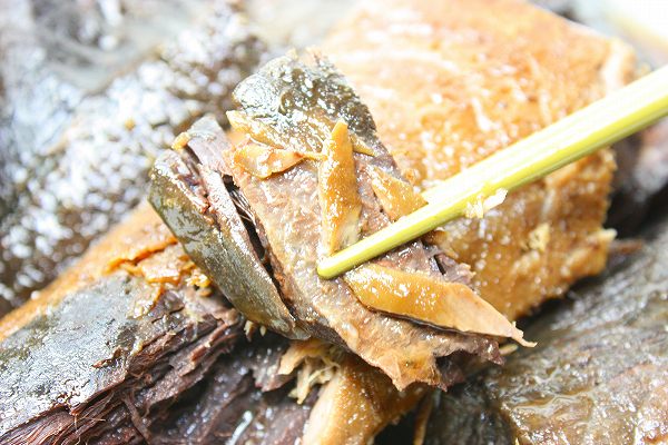 まぐろ血合い 300g前後×10 合計3kg 煮付け 鮪血合い まぐろの血合い マグロ血合い 血合い煮付け 竜田揚げ まぐろかま まぐろカマ 訳あり 訳アリ ワケアリ わけあり ギフト